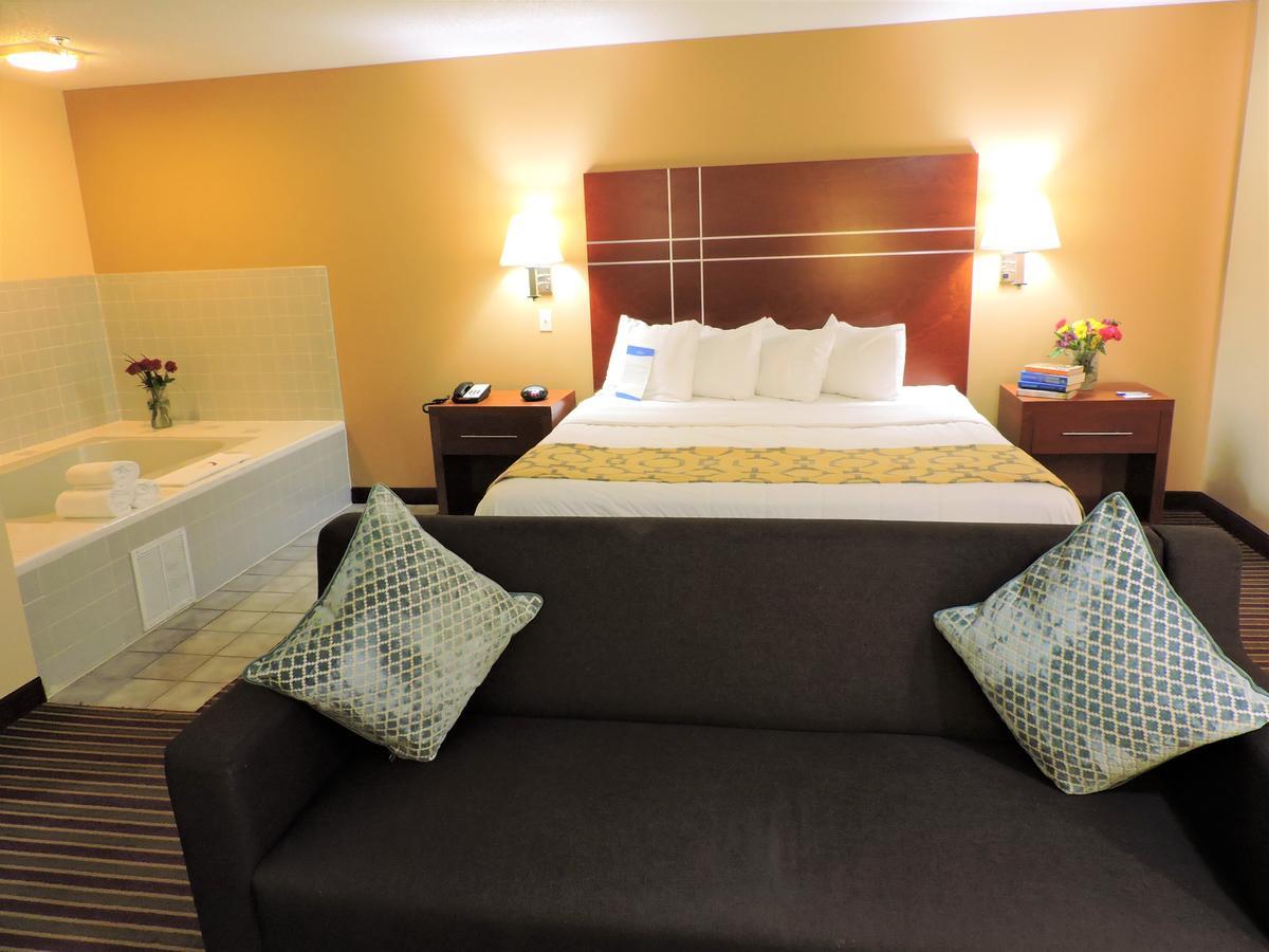 Baymont By Wyndham Bowling Green Bagian luar foto