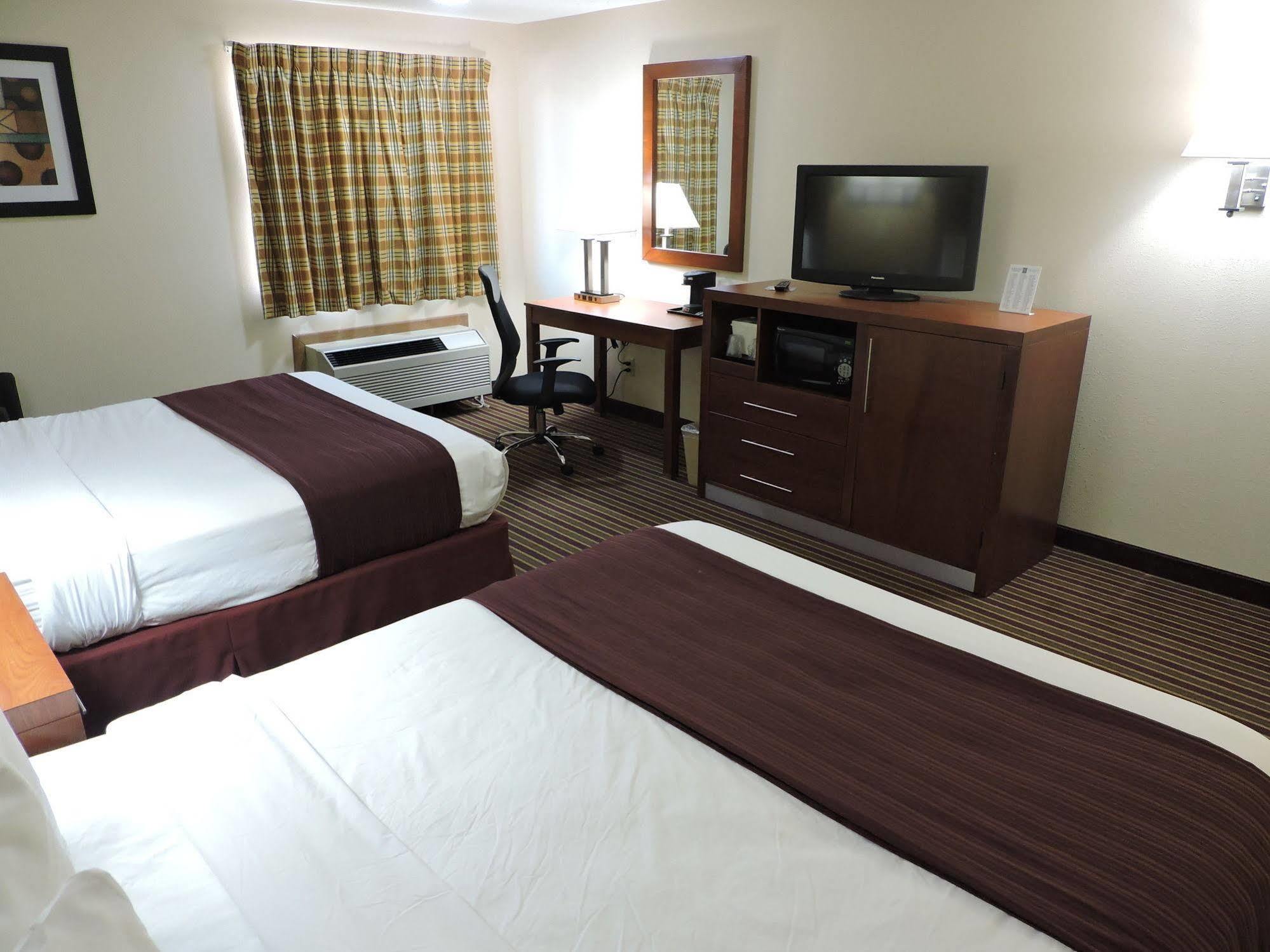 Baymont By Wyndham Bowling Green Bagian luar foto