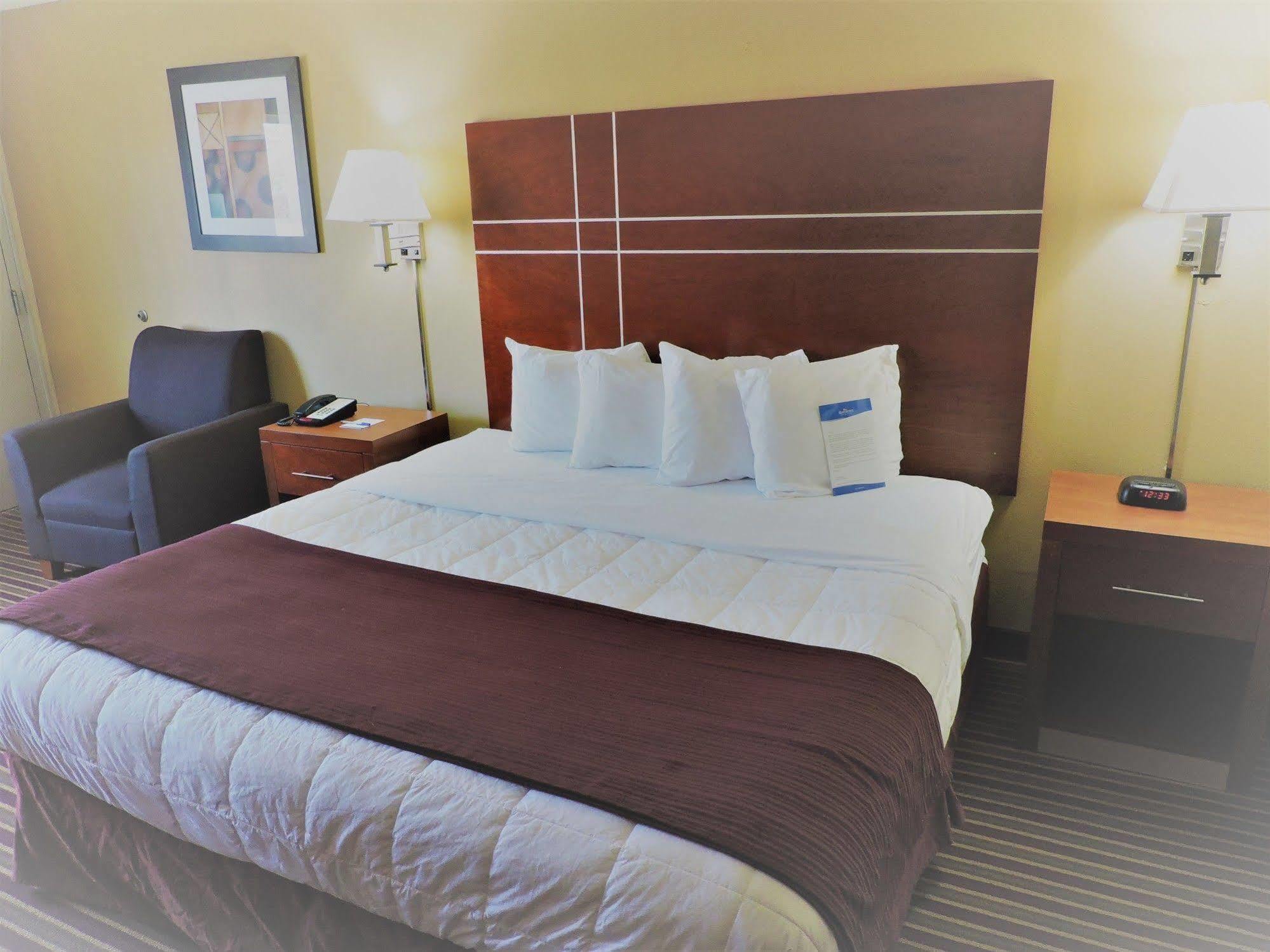 Baymont By Wyndham Bowling Green Bagian luar foto