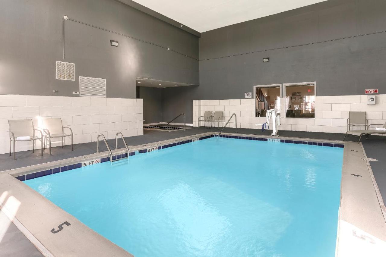 Baymont By Wyndham Bowling Green Bagian luar foto